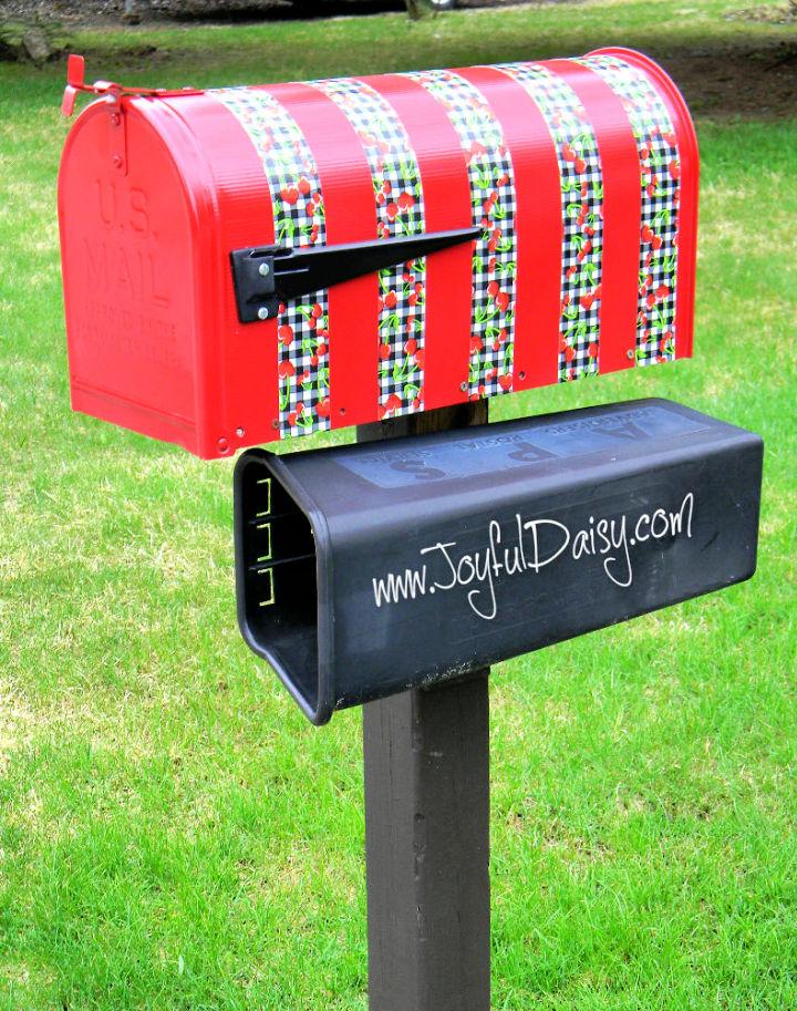 Duck Tape Mailbox Makeover