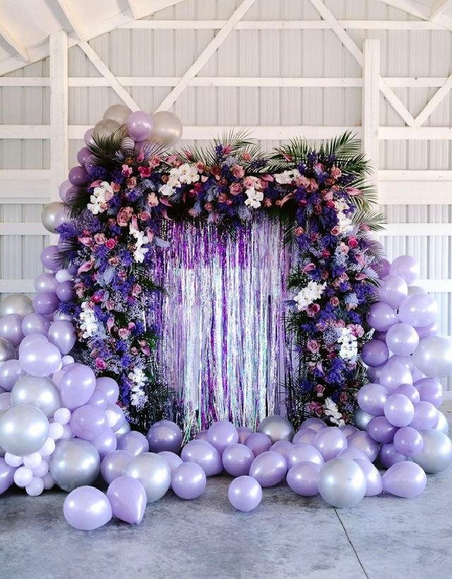 Fiercesome Floral Balloon Arch for Your Wedding
