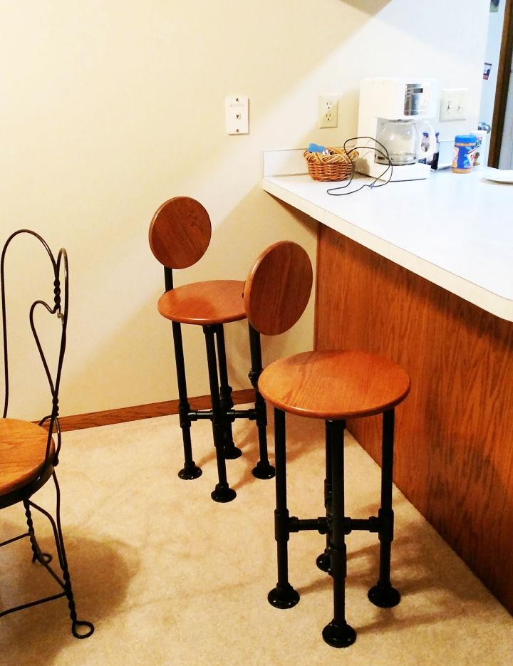 How To Build A Barstool With Pipe