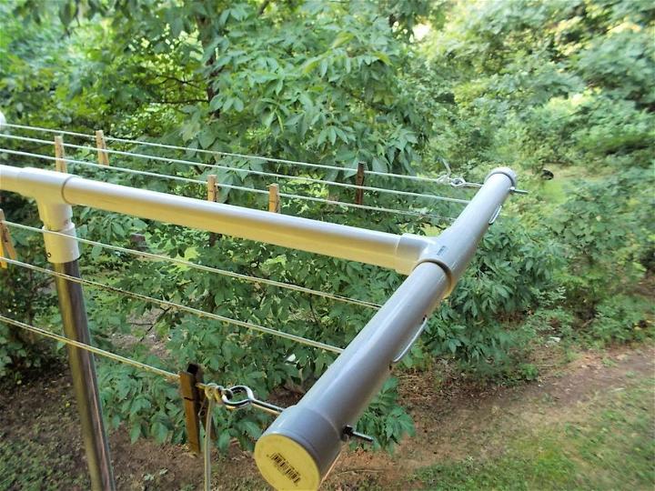 How to Make a Mini Clothesline