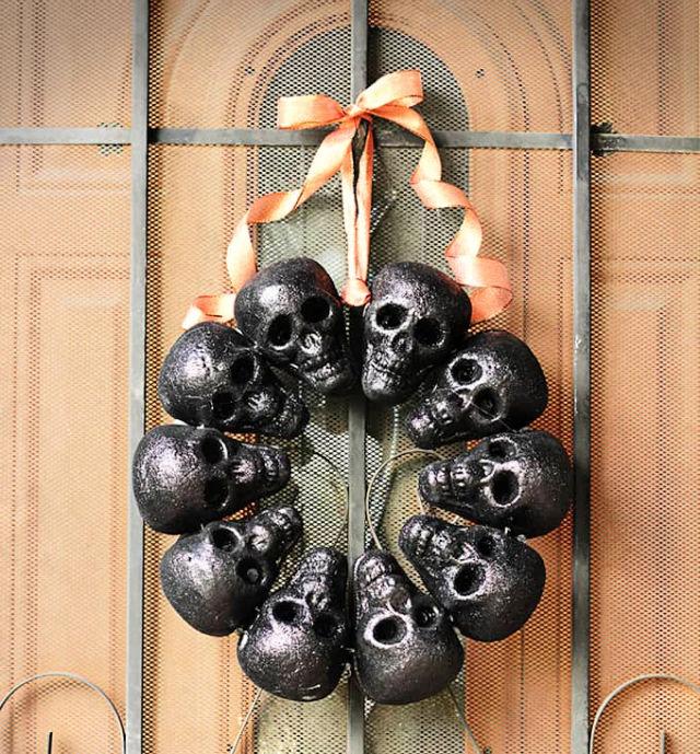 Inexpensive To Make Skull Wreath