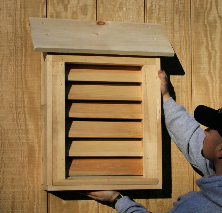 Installing Traditional Bat House