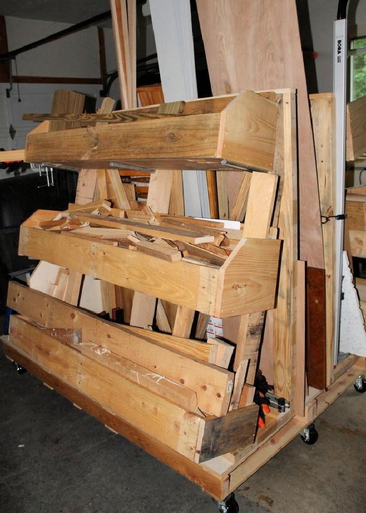 Lumber Storage Rack Using Pallets