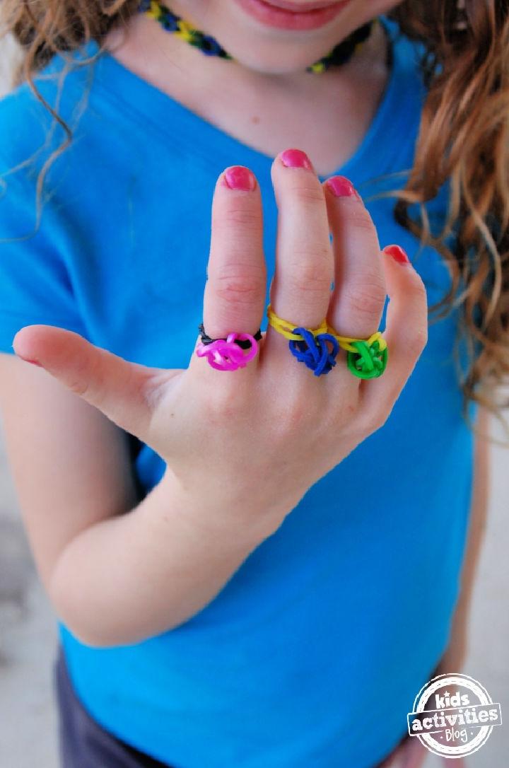 Make a Rubber Band Rings