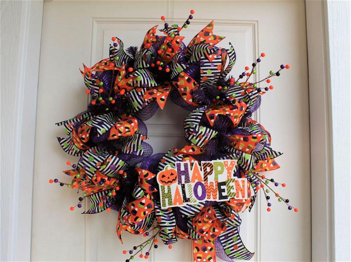 Mesh Happy Halloween Wreath