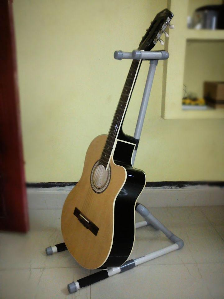 PVC Pipe Guitar Stand