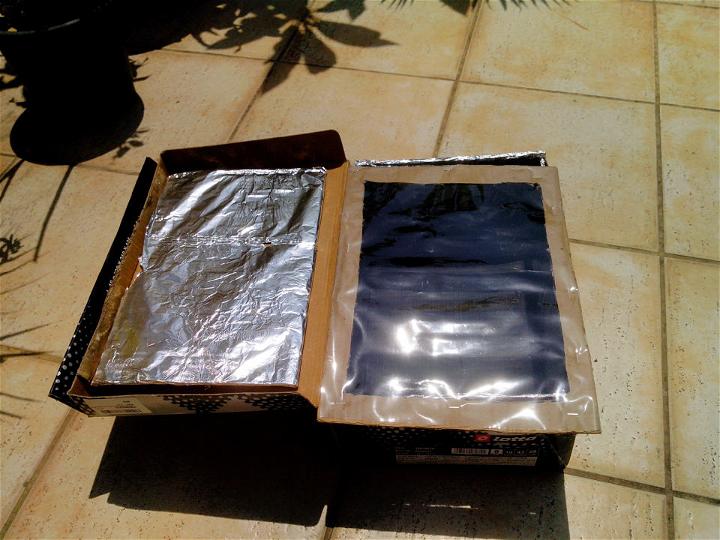 Solar Cooker from a Shoe Box