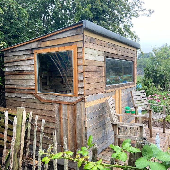 14 Shed Out Of Pallets