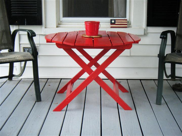 Adirondack Side Table Using Recycled Pallet Wood