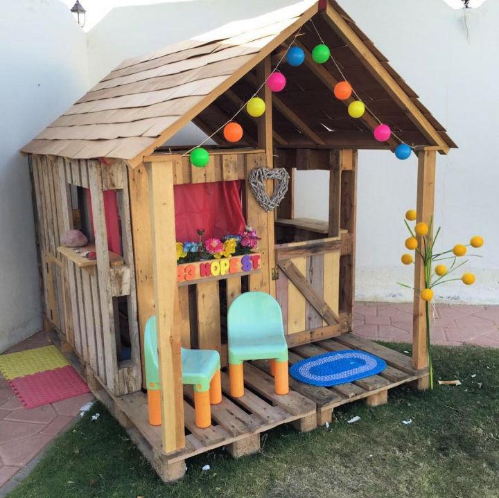 Backyard Pallet Playhouse