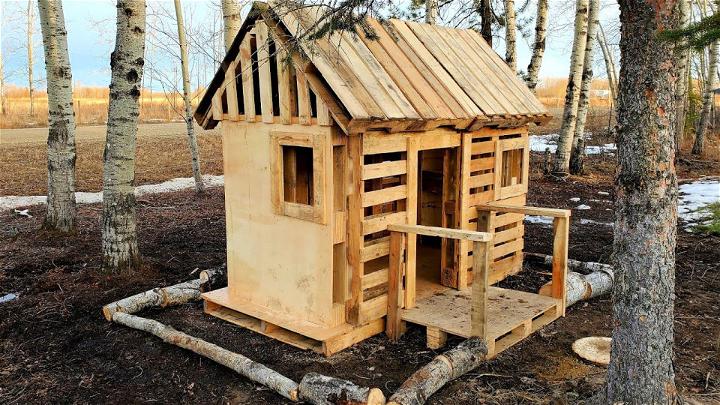 Build Your Own Pallet Playhouse