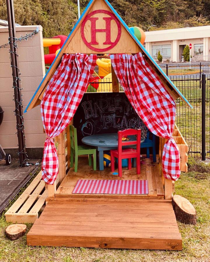 Cheap Pallet Playhouse