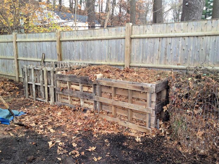 Compost Bin Out Of Pallets