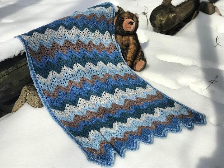 Free Crochet The 6 Day Baby Boy Blanket Pattern