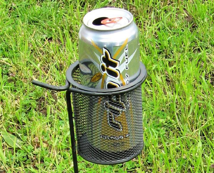 DIY Back Yard Drink Caddy