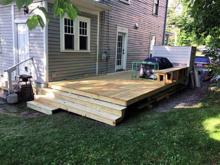 DIY Backyard Deck