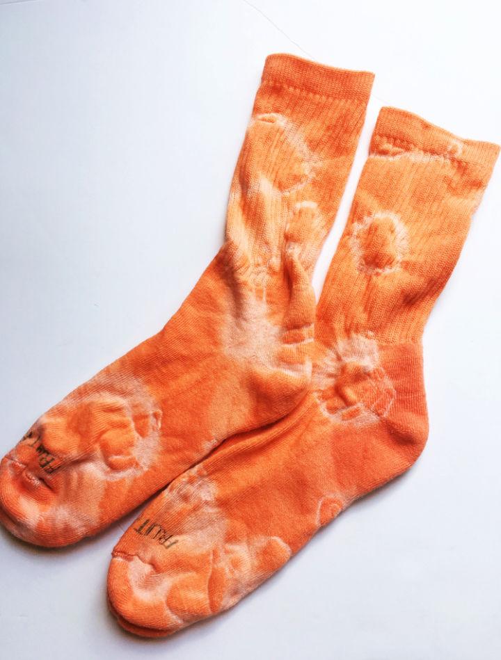 DIY Orange Tie Dye Socks