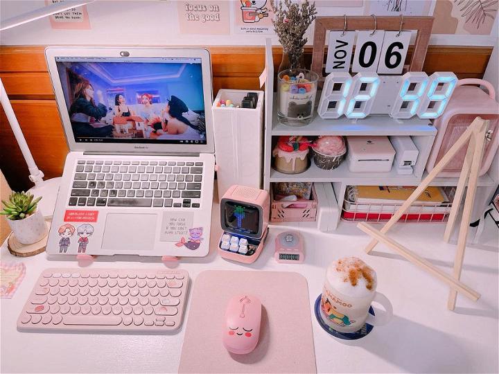 Desk Decor for Girls