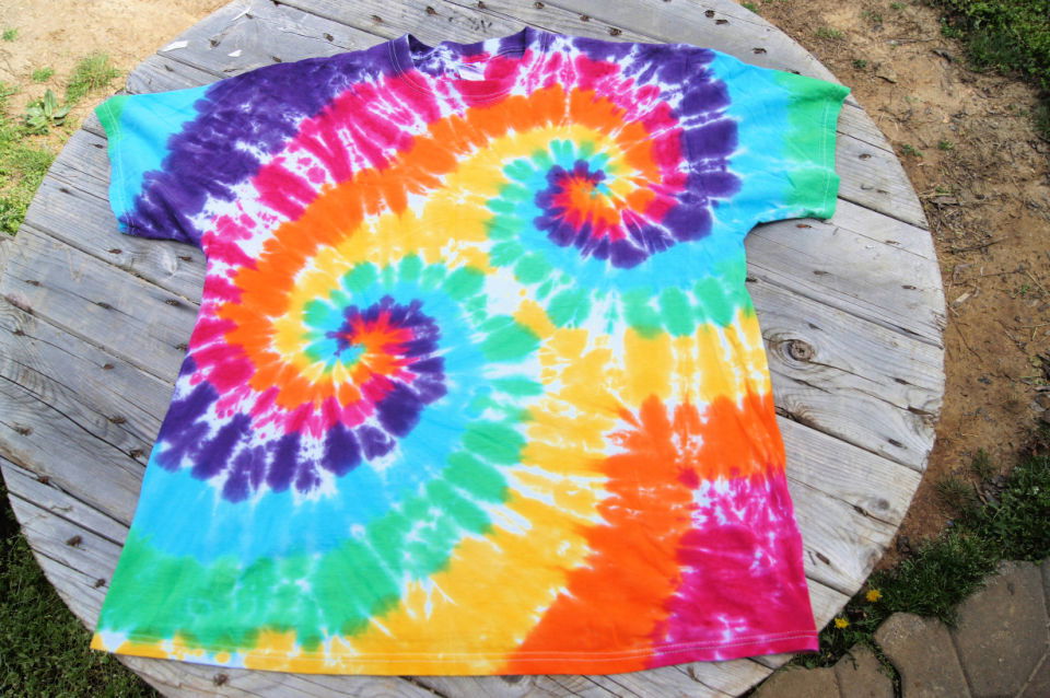 20 Spiral Tie Dye Patterns How To Do Spiral Tie Dye 