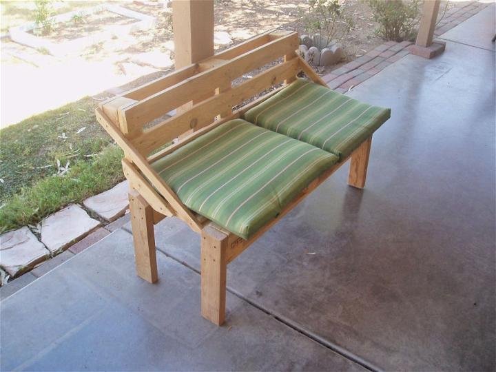 Easy Pallet Bench