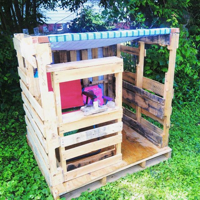 Free Pallets Playhouse