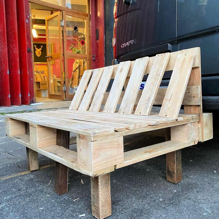 Garden Chair Made From 2 Pallets