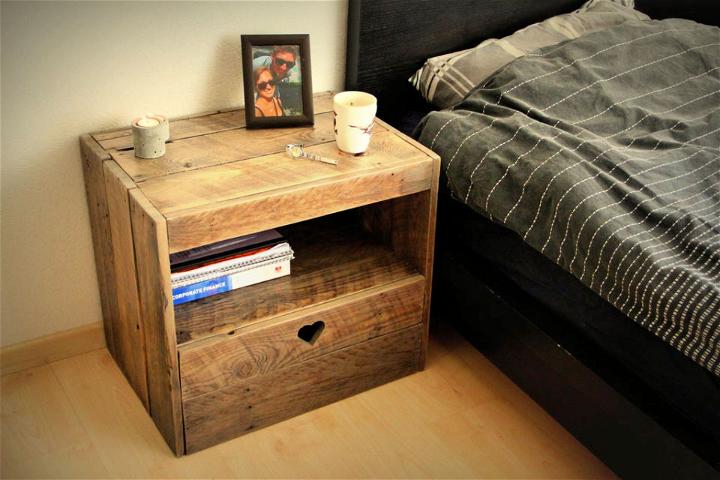 Homemade Pallet Nightstand