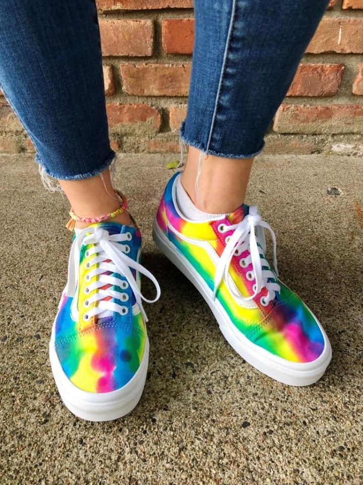 How to Tie Dye Canvas Sneakers