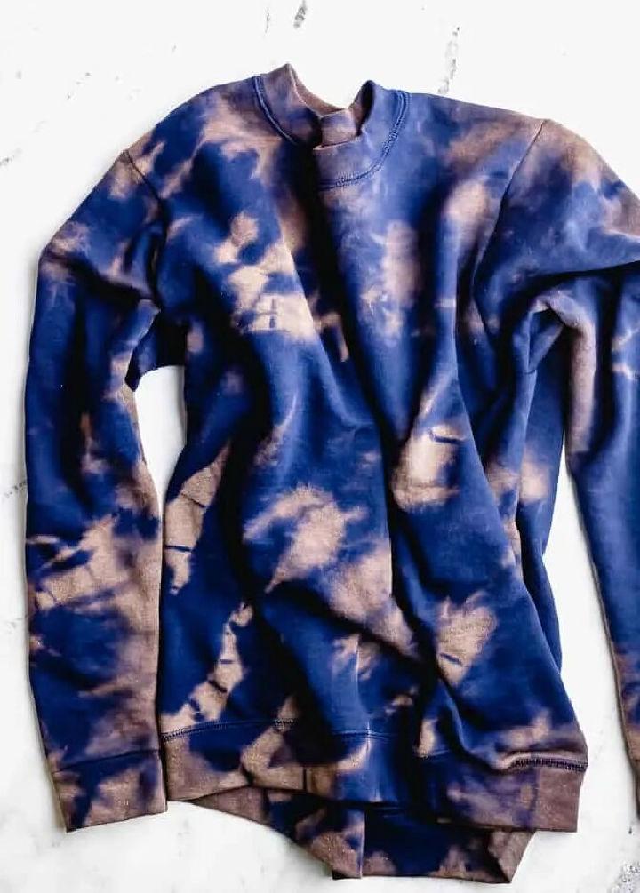 Navy Blue Bleach Tie Dye a Sweatshirt