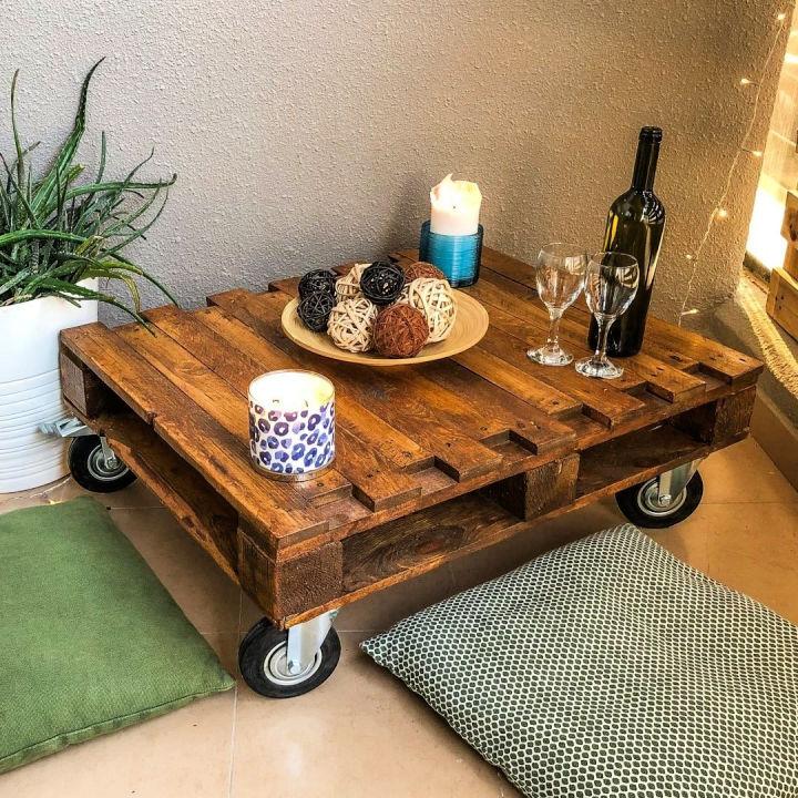 One Pallet Table Design