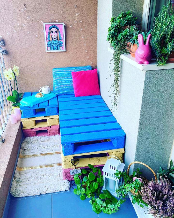 Pallet Balcony Bench