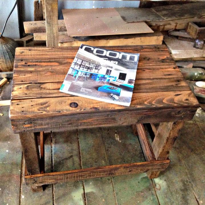 Pallet Bed Table