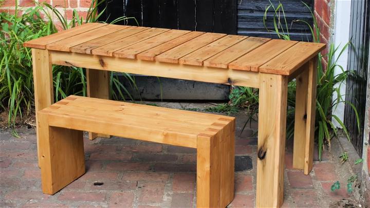 Pallet Garden Table