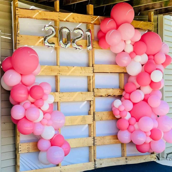 Pallet Graduation Party Backdrop