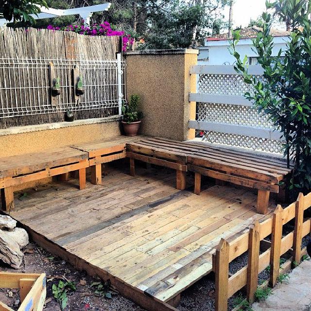 Pallet Outdoor Flooring