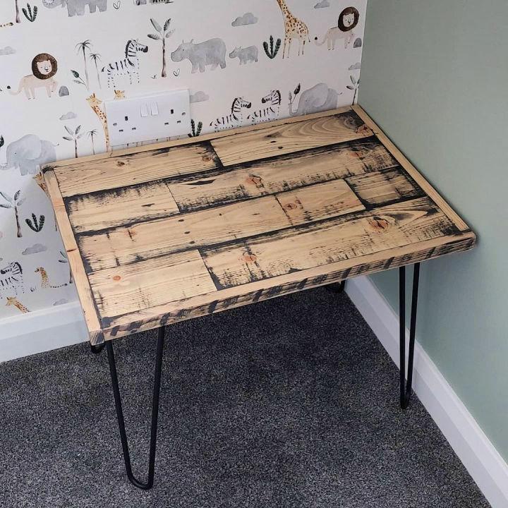 Pallet Side Table With Hairpin Legs