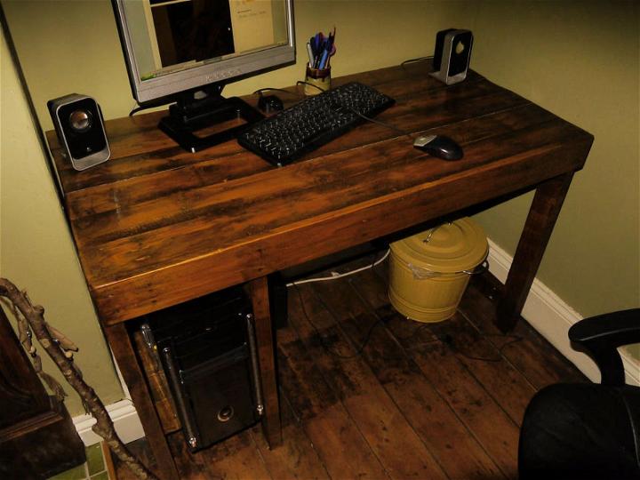 Plan de escritorio de madera de paleta