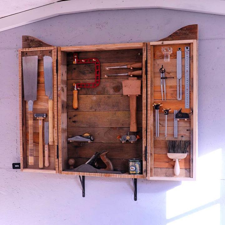 Pallet Wood Hand Tool Cabinet
