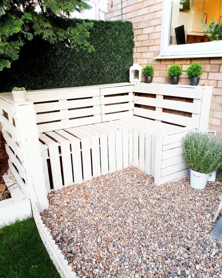 Pretty Pallet Garden Bench