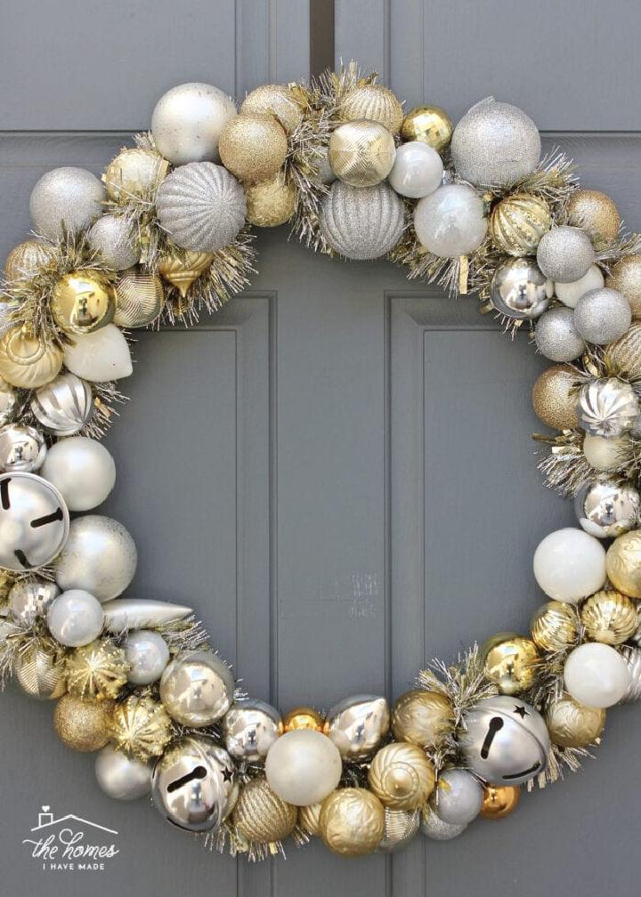 Quick and Easy Ornament Wreath