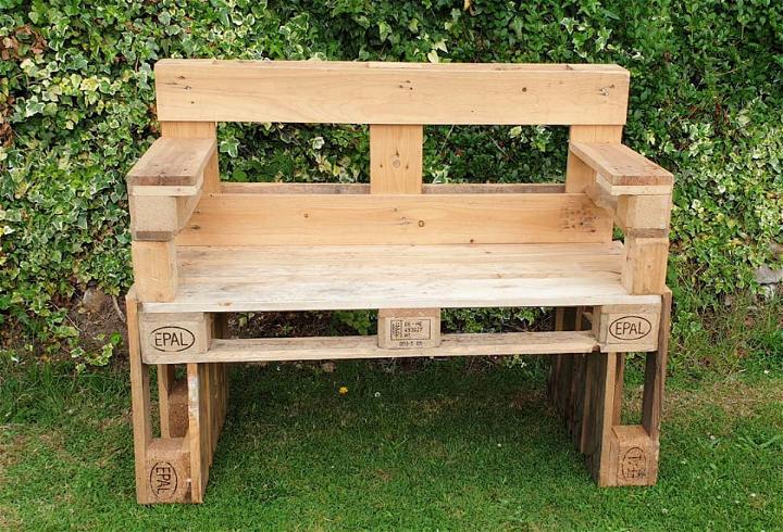 Stylish Pallet Bench