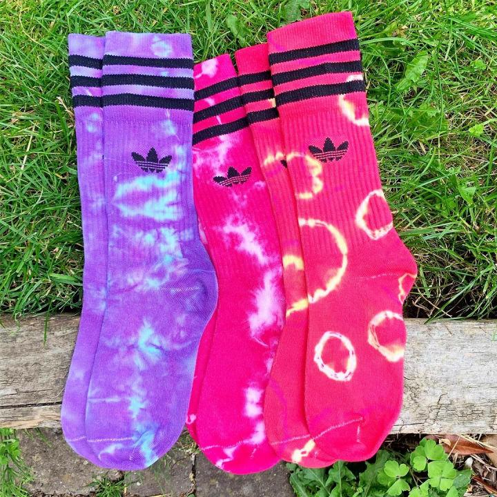 Tie Dye Statement Socks