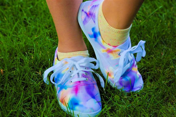 Tie dyed Running Shoes with Permanent Markers