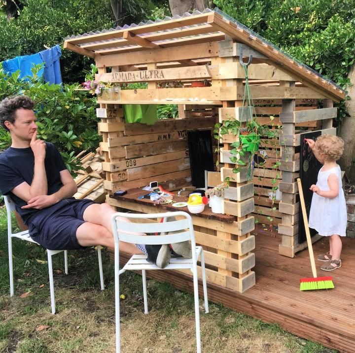 Wooden Pallet Playhouse