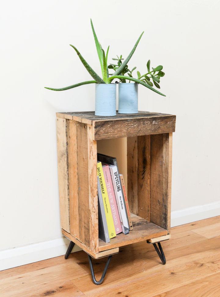 Wooden Pallet Side Table 1