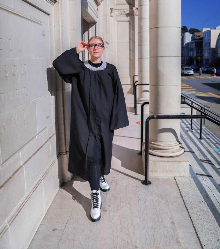 DIY Ruth Bader Ginsburg Halloween Costume