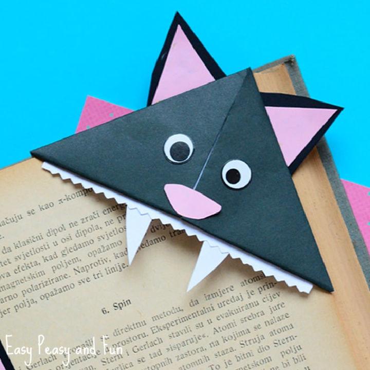Halloween Origami Cat Corner Bookmark