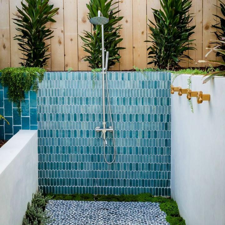 Outdoor Shower Shower Tile Pattern