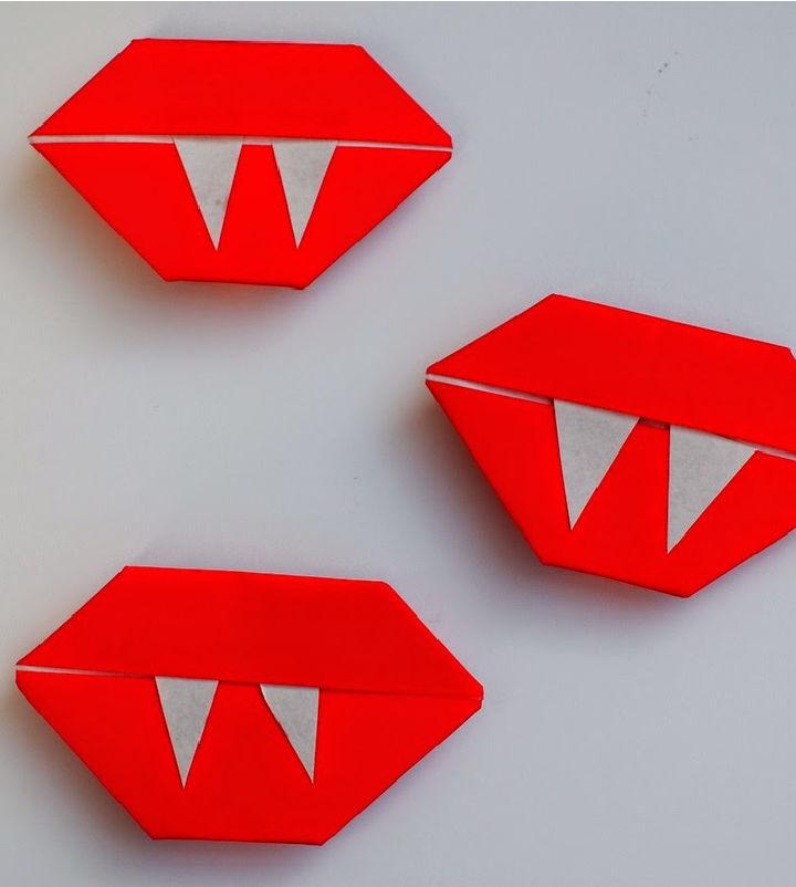 Simple Origami Vampire Lips
