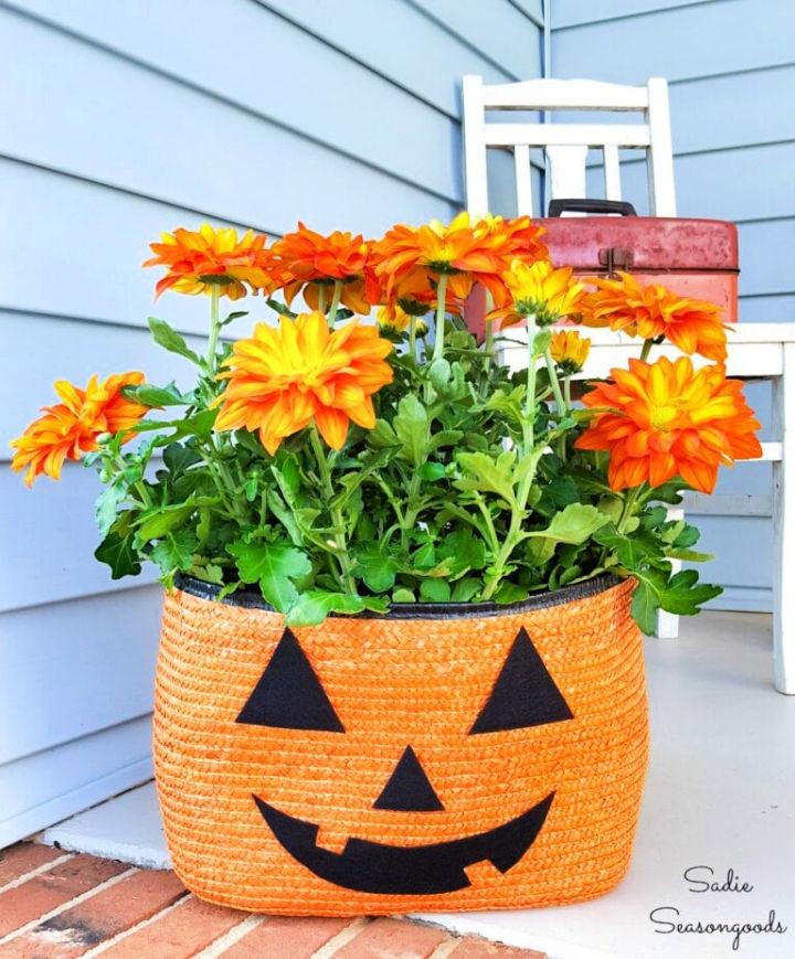 Straw Tote as a Halloween Planter
